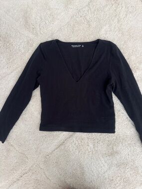 Abercrombie & Fitch Black V-Neck Long Sleeve Top - Fitted Knit